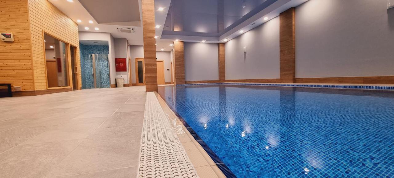 Hotel Salvador Батуми Екстериор снимка