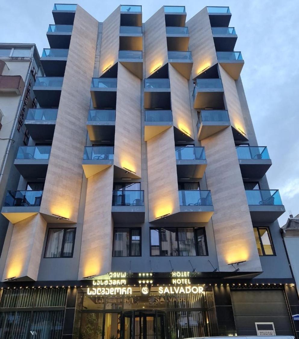 Hotel Salvador Батуми Екстериор снимка