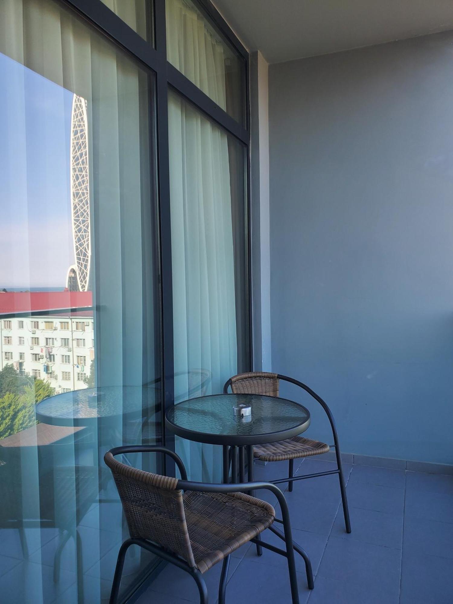 Hotel Salvador Батуми Екстериор снимка