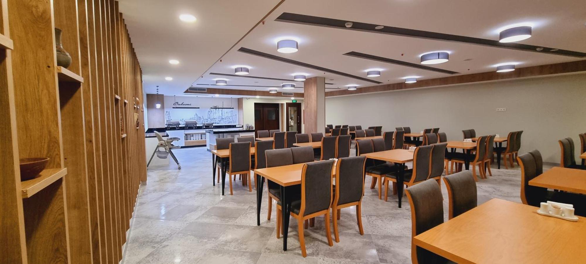 Hotel Salvador Батуми Екстериор снимка